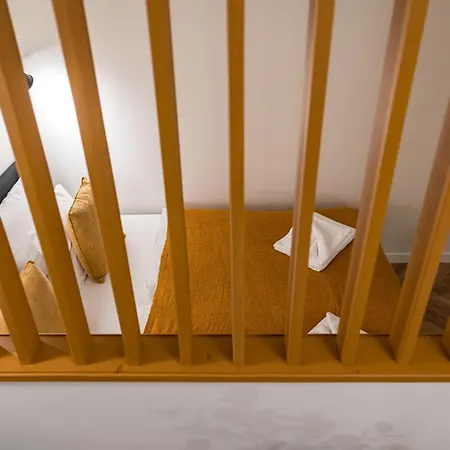 Double Shot Apartment *